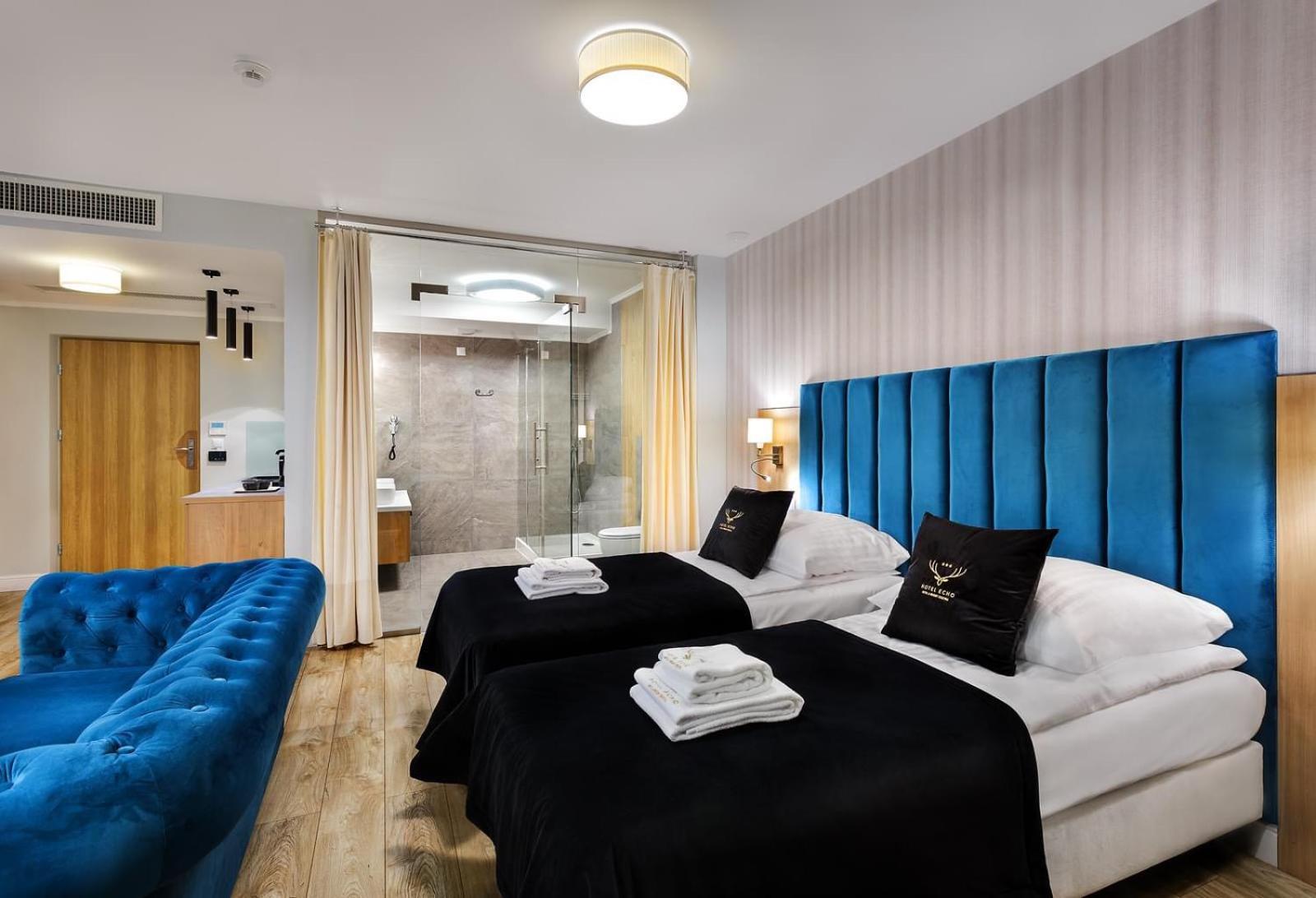 Hotel Echo Cedzyna エクステリア 写真