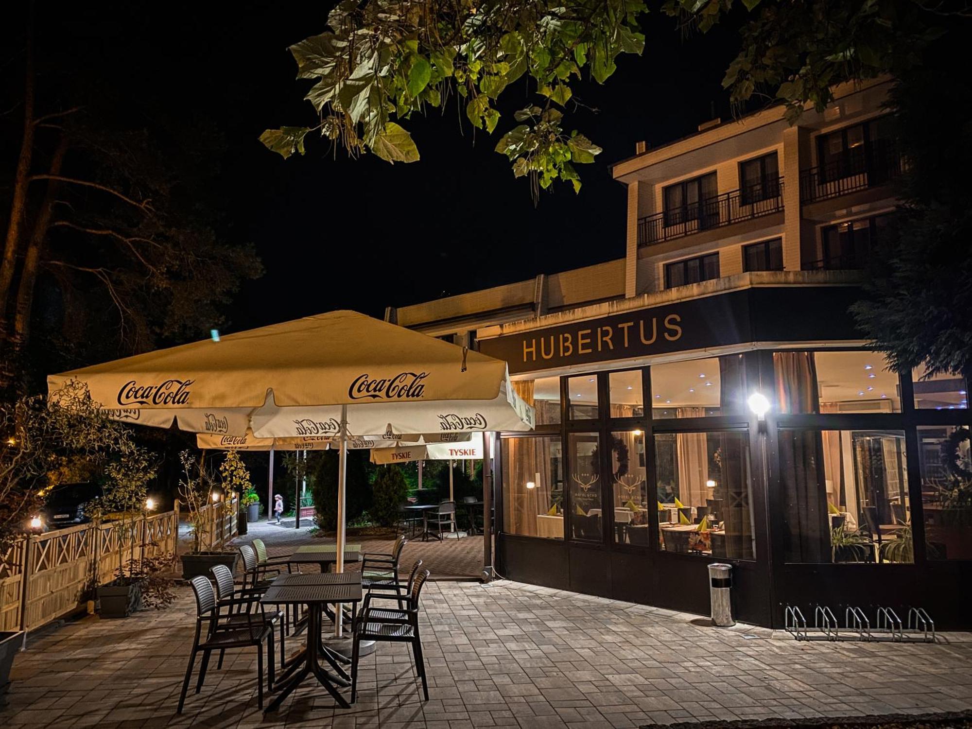 Hotel Echo Cedzyna エクステリア 写真
